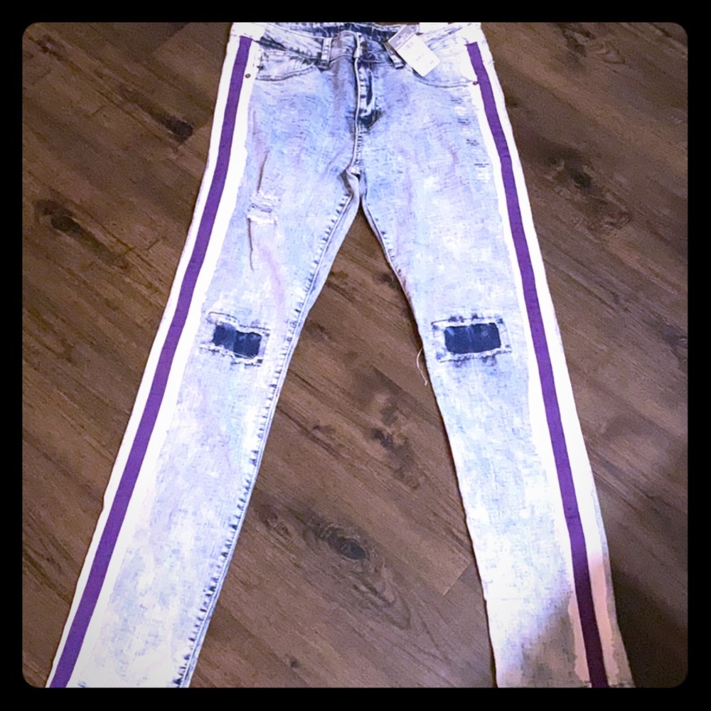 Rue21 distressed jeans